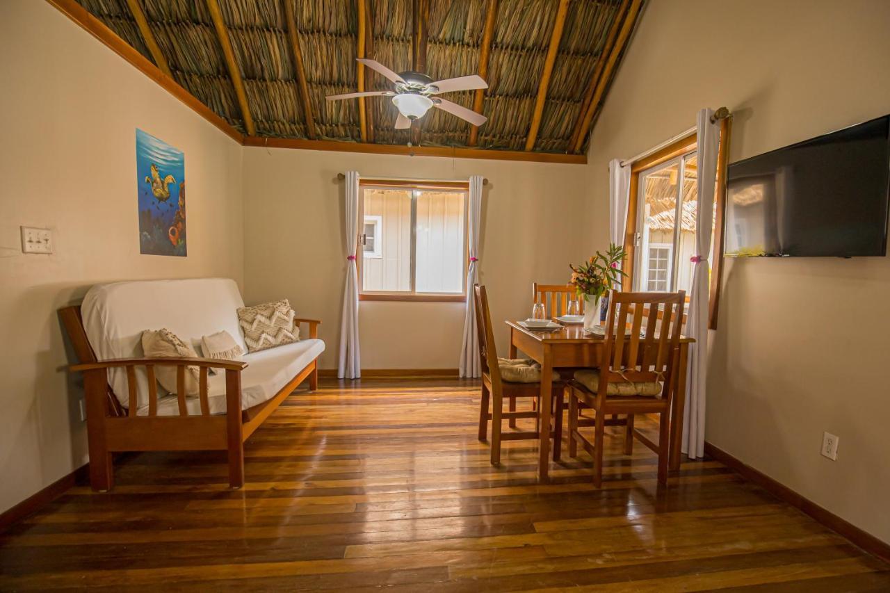 Hidden Jewel Boutique Hotel San Pedro  Esterno foto