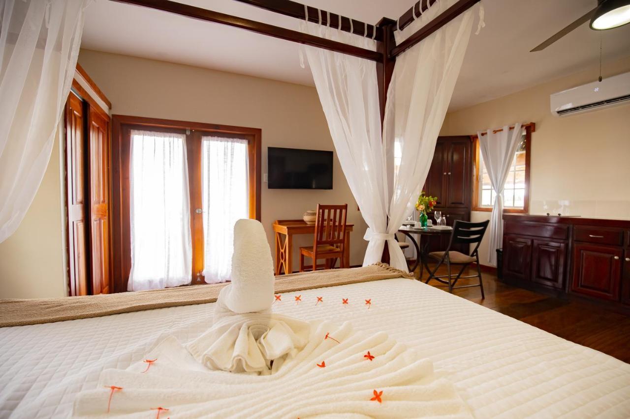 Hidden Jewel Boutique Hotel San Pedro  Esterno foto